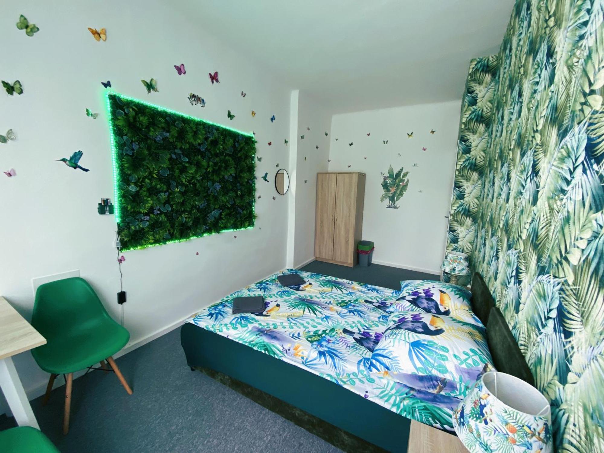 Jungle Rooms Gdansk Exterior photo